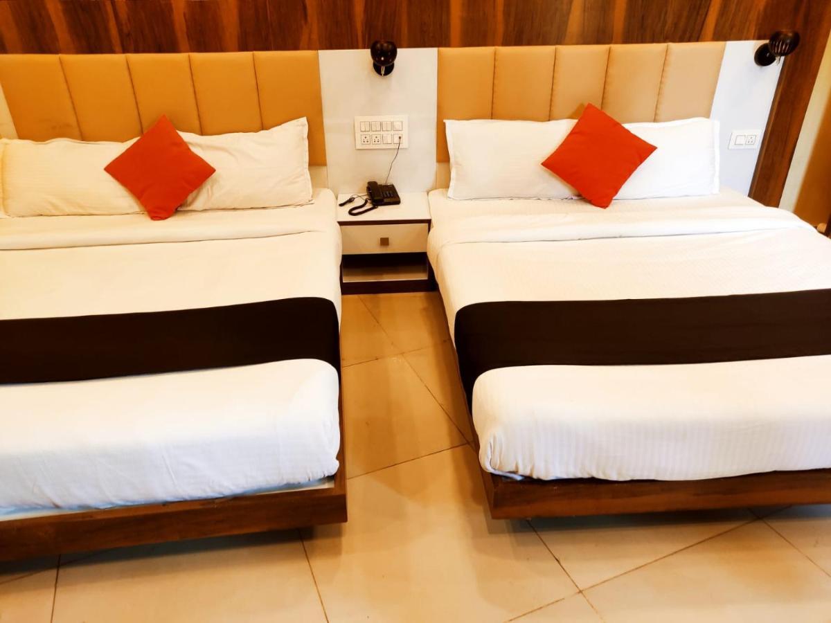 Hotel Keerthana Puttur Puttur  Bagian luar foto