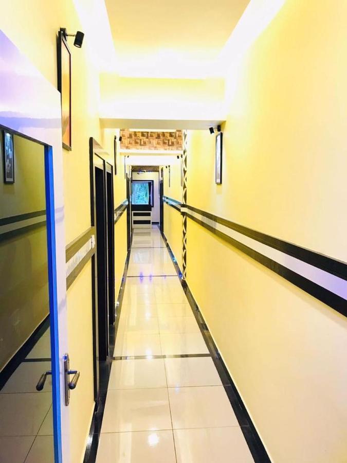 Hotel Keerthana Puttur Puttur  Bagian luar foto